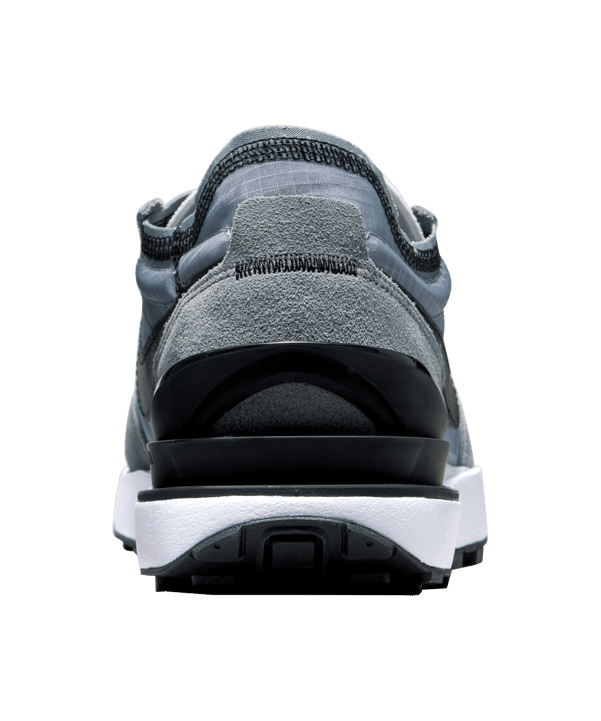Nike Waffle One SE Grau Schwarz Weiss F002 - grau