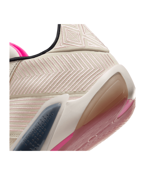 Jordan Air Jordan 38 Low Coconut Milk Weiß F100 - weiss