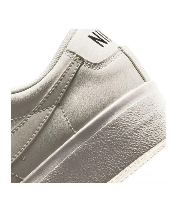 Nike Blazer Low Platform Damen Weiss Grau F105 - weiss