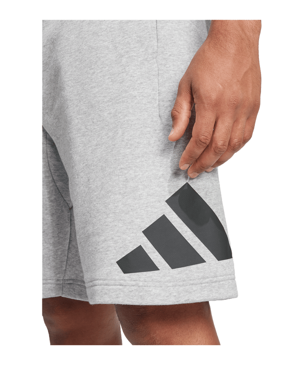 adidas Essentials Big Logo Short Grau - grau