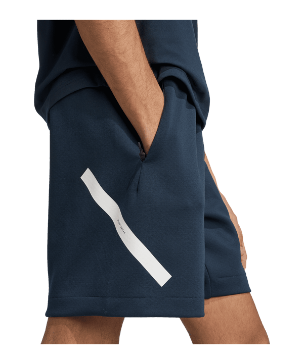 adidas Z.N.E Short Blau - blau