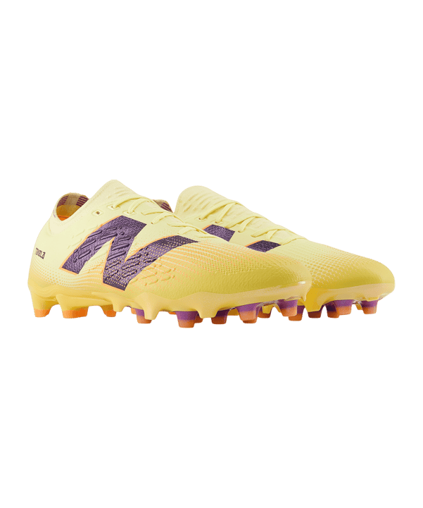 New Balance Tekela Pro Low Laced V4+ FG Energy Rush Beige - beige