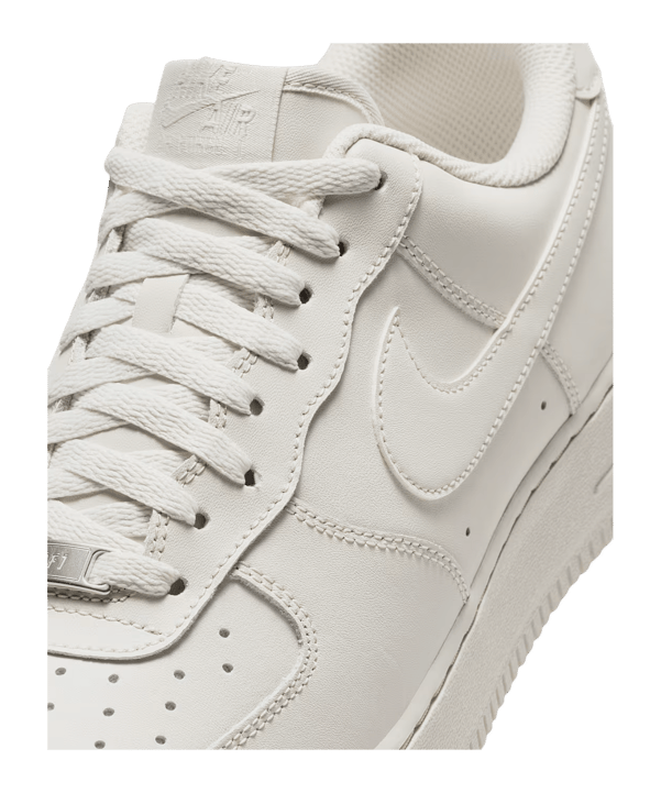 Nike Air Force 1 '07 Grau