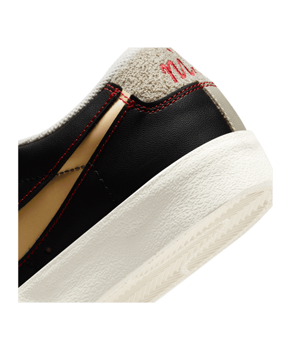 Nike Blazer Low Schwarz Beige Gold F001 - schwarz