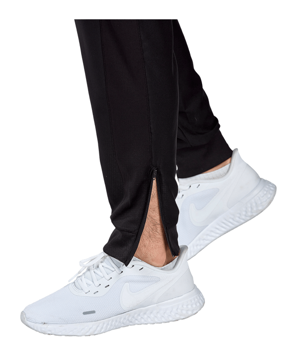 Erima Change by Präsentationshose Kurzgrösse Schwarz - schwarz