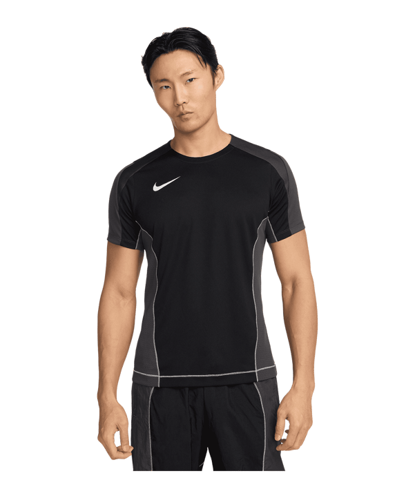 Nike Strike Plus Trainingshirt Schwarz F010 - schwarz