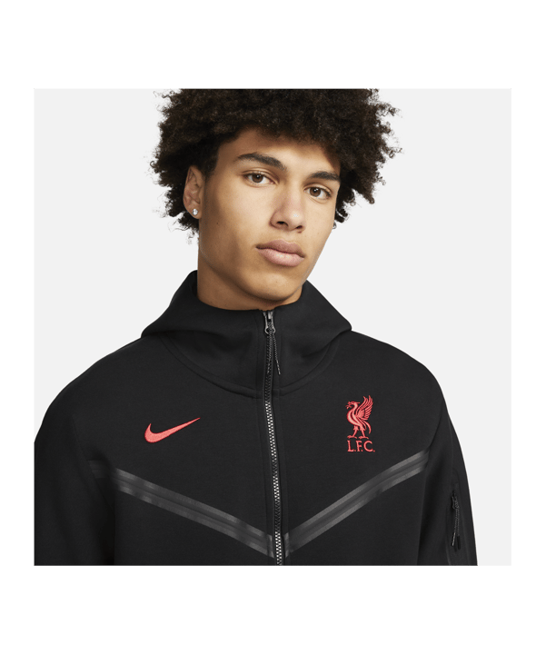 Nike FC Liverpool Tech Fleece Hoody Schwarz F010 - schwarz