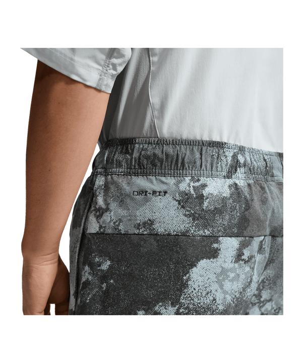 Nike Tech Sweatshort Schwarz F010
