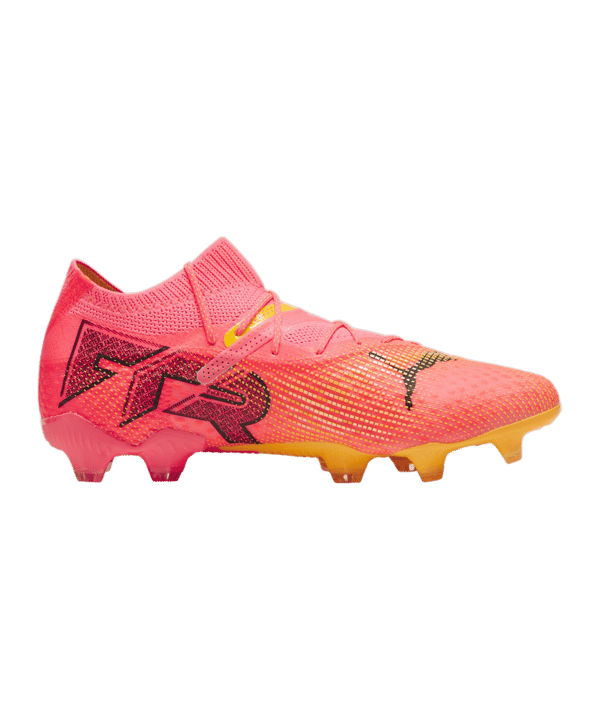 PUMA FUTURE 7 Ultimate FG/AG The Forever Faster Rosa Schwarz F03 - rosa