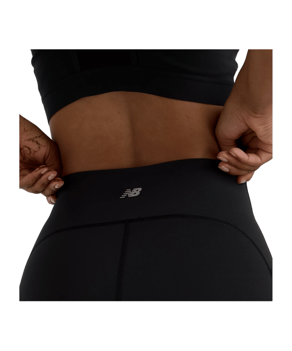 New Balance Sleek Pocket High Rise 6 In Laufshort Damen Schwarz - schwarz