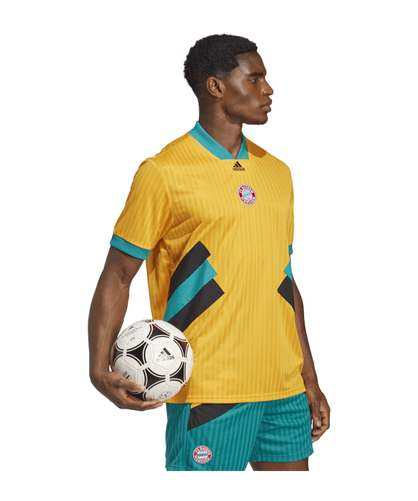 adidas FC Bayern München Icon Trikot Gold - gold