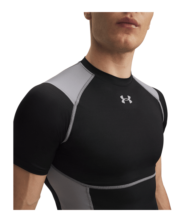 Under Armour HG Elite Comp T-Shirt Schwarz F008 - schwarz