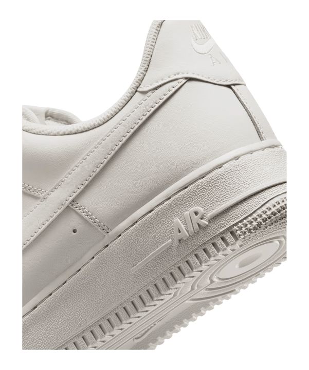 Nike Air Force 1 '07 Grau