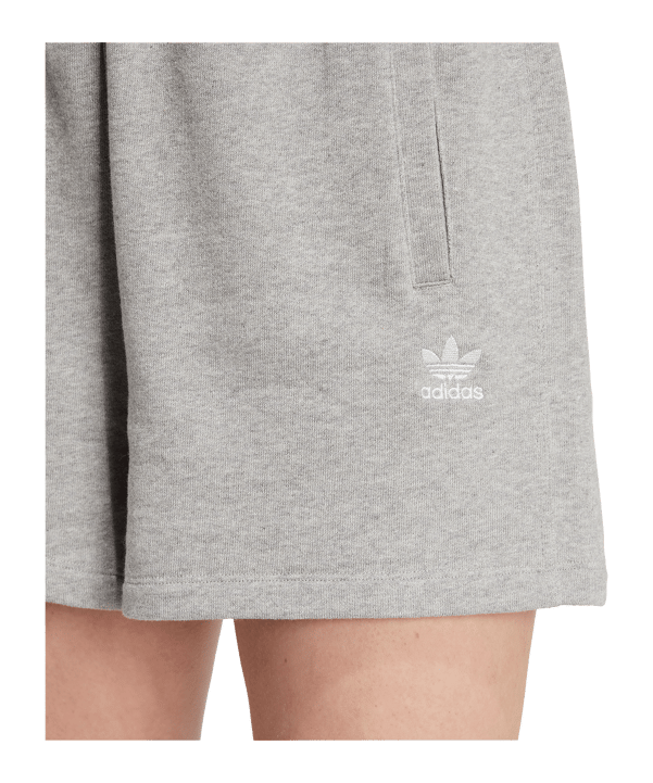 adidas Originals Essentials French Terry Short Grau - grau