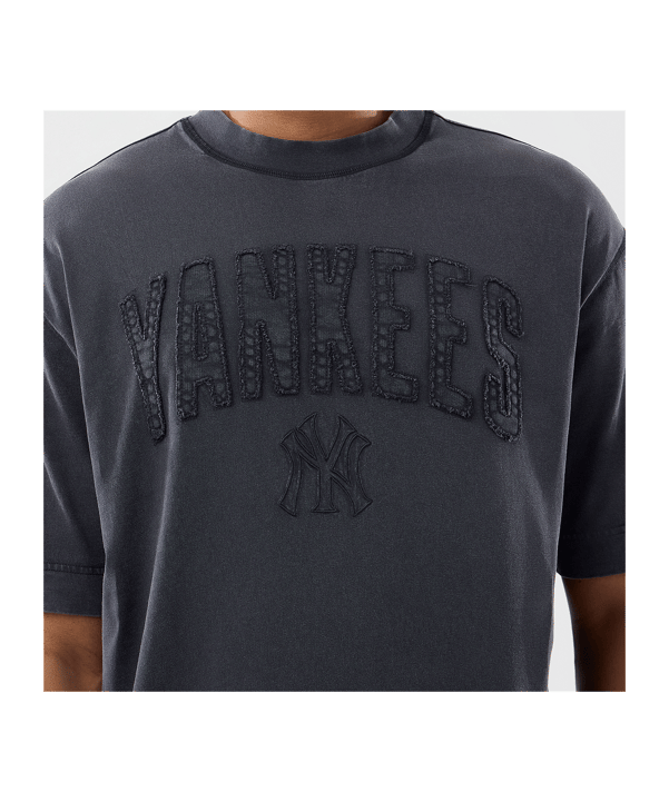 New Era MLB Washed Boxy Neyyan T-Shirt Schwarz - schwarz
