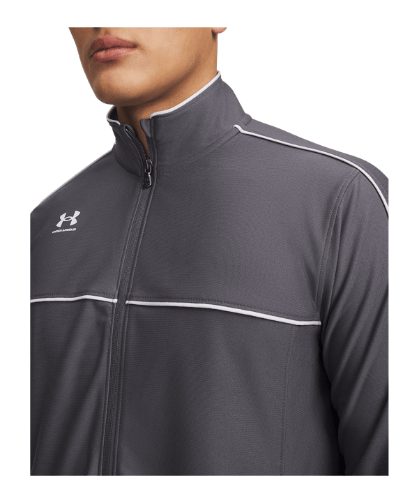 Under Armour Challenger Track Jacke Grau F025 - grau