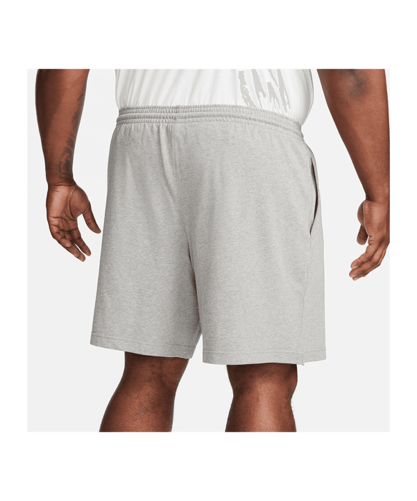 Nike Club Sweatshort Grau F63 - grau