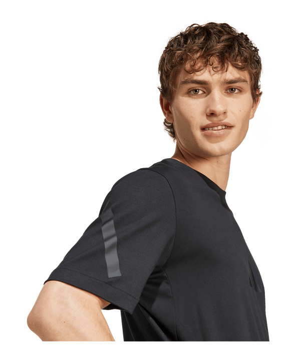adidas T-Shirt Schwarz - schwarz
