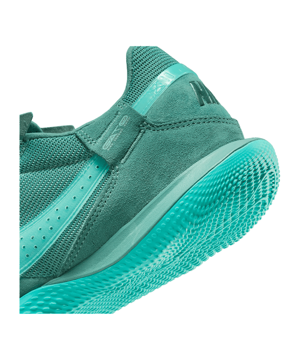 Nike Streetgato IN Grün F302 - gruen