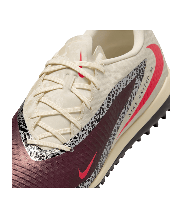 Nike Phantom 6 Low Academy TF United Rot F661 - rot