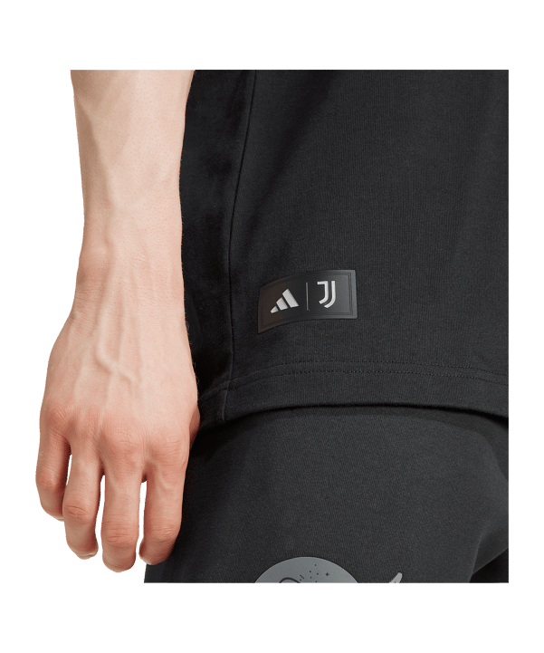 adidas Juventus Turin NASA T-Shirt Schwarz - schwarz