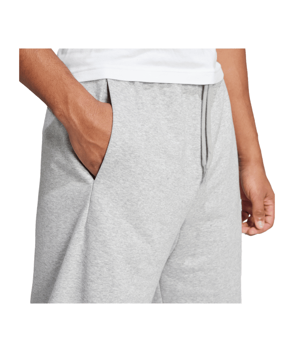 adidas Essentials Big Logo Short Grau - grau