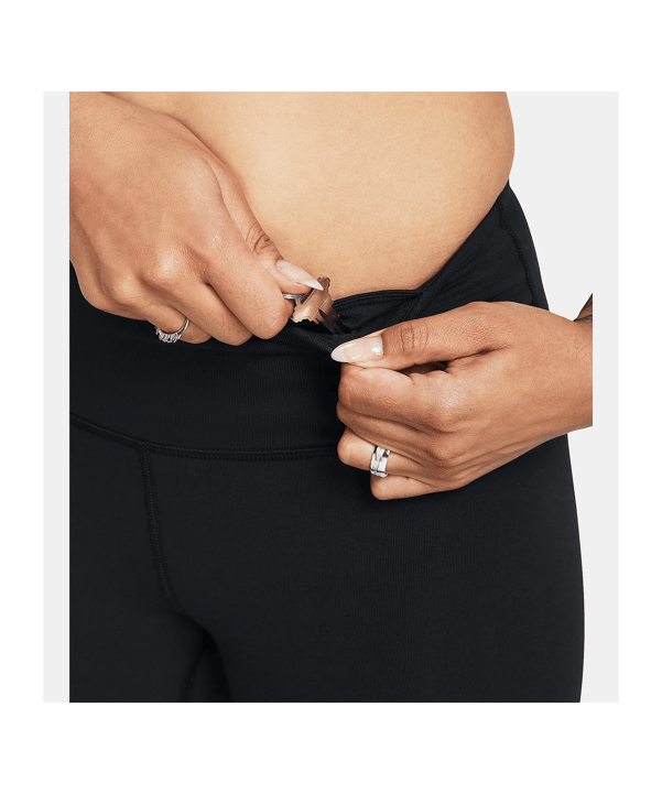 Under Armour Campus 7in Short Damen Schwarz F001 - schwarz