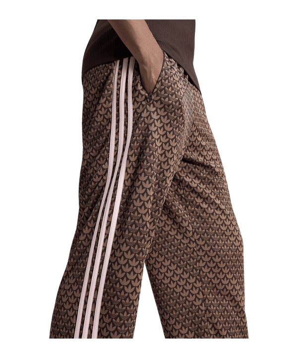adidas Originals Firebird Loose Monogram Hose Braun - braun