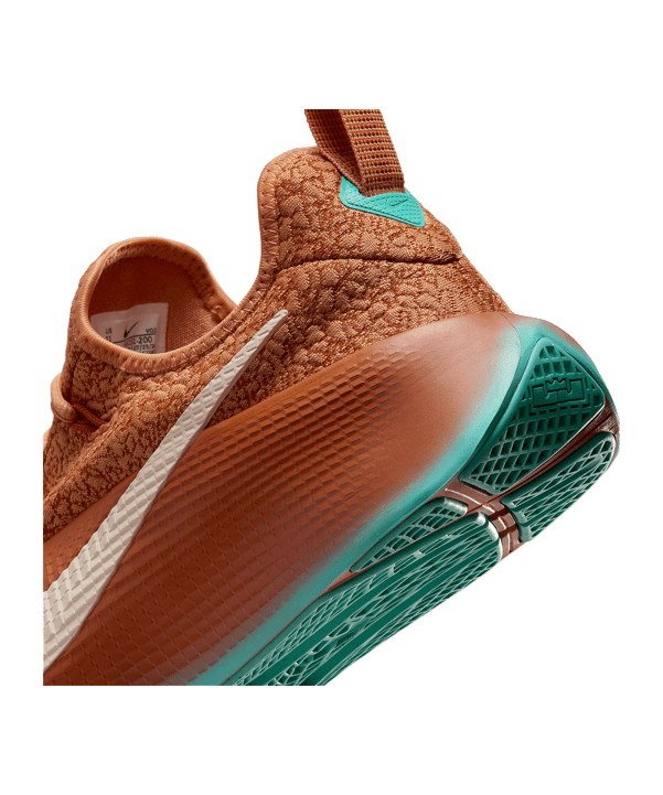 Nike Lebron TR 1 Schuh Braun F200 - braun