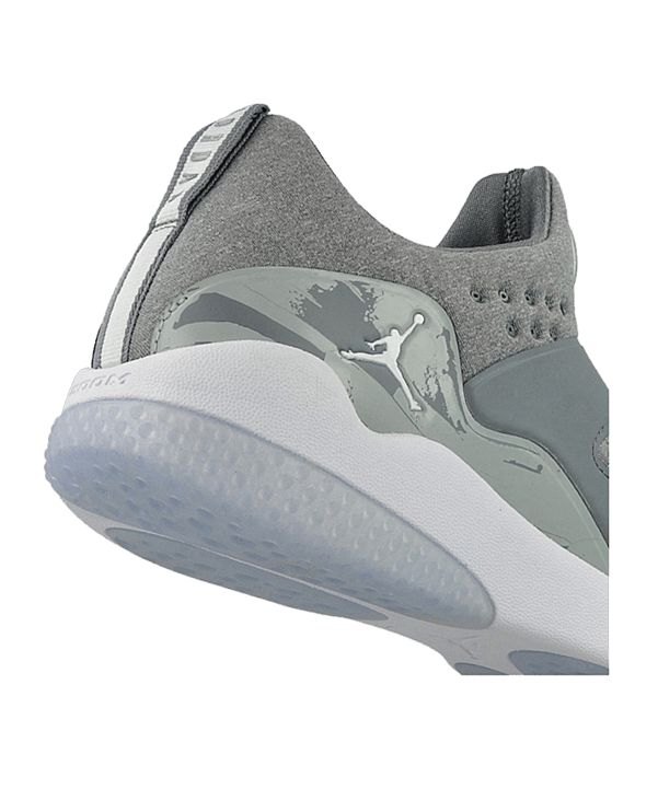 Jordan Trainer Essential Training Grau F003 - grau