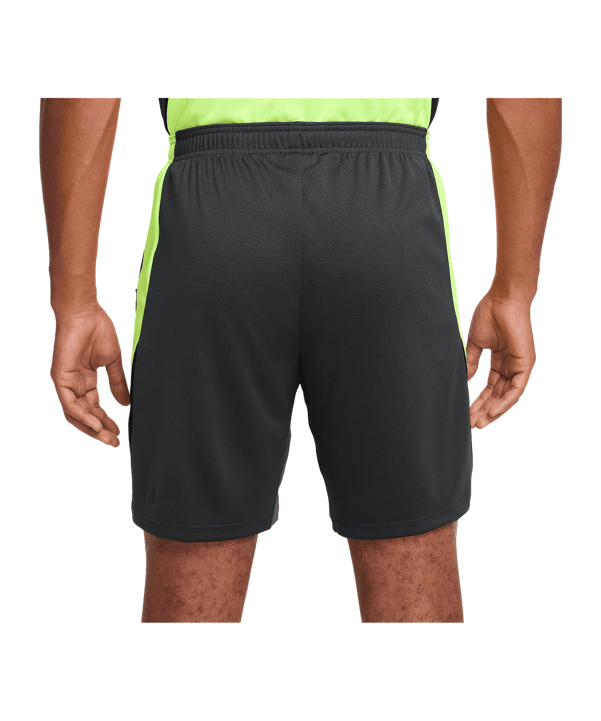 Nike Strike Short Grau F060 - grau