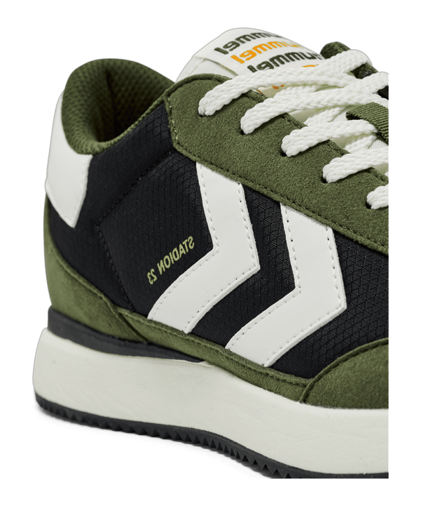 Hummel Stadion 23 Grün F6603 - gruen