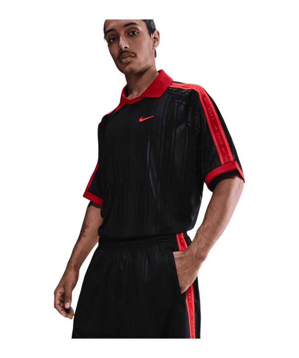 Nike Solo Swoosh Short Schwarz F010 - schwarz