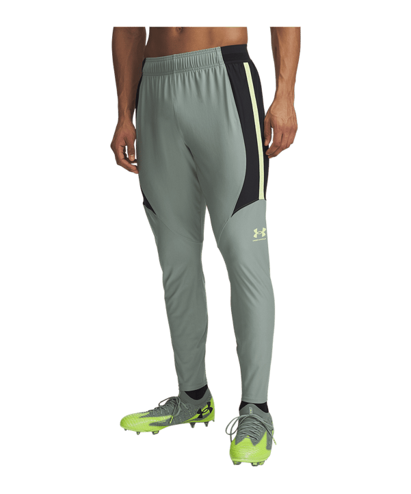 Under Armour Challenger Pro Trainingshose Grün F348 - gruen