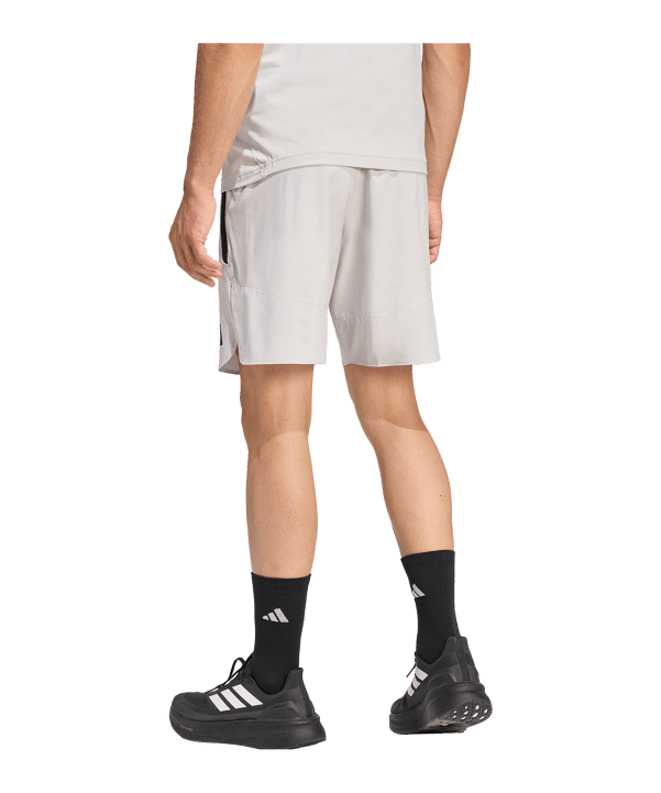 adidas Tiro Travel Woven Short Grau - grau