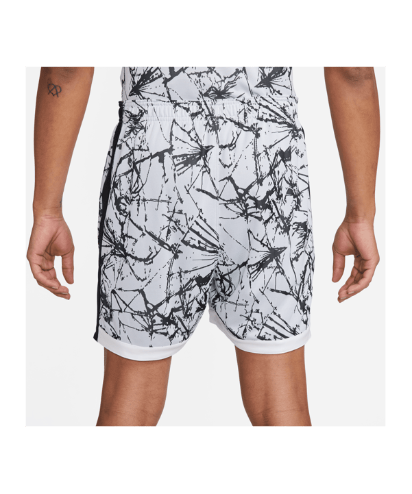Nike F.C. 5inch Short Weiss F100 - weiss