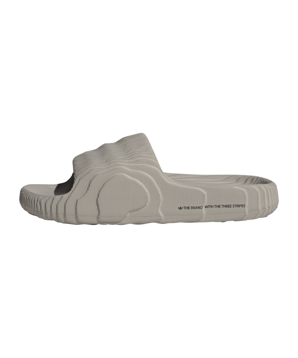 adidas Originals adilette 22 Badelatsche Braun - braun