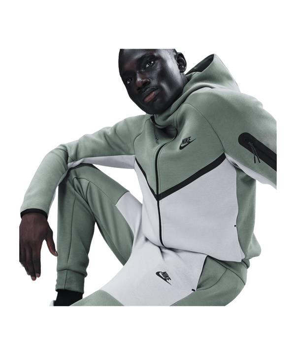 Nike Tech Fleece Broek Groen K365 - groen