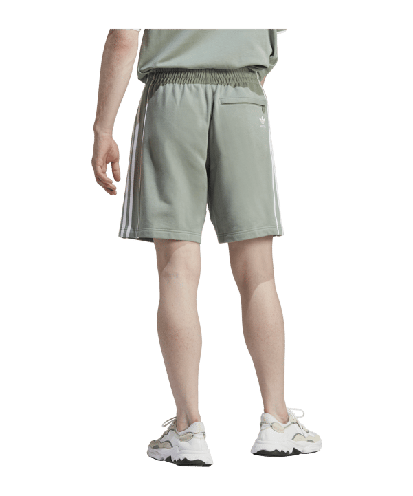 adidas Originals Essentials Short Grau - grau
