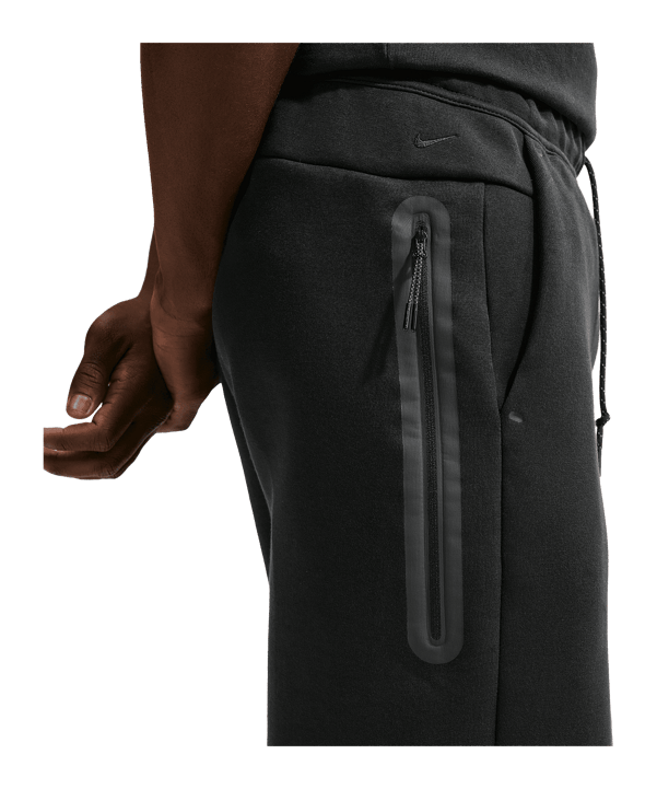 Nike Tech Fleece Sweatshort Schwarz F010 - schwarz