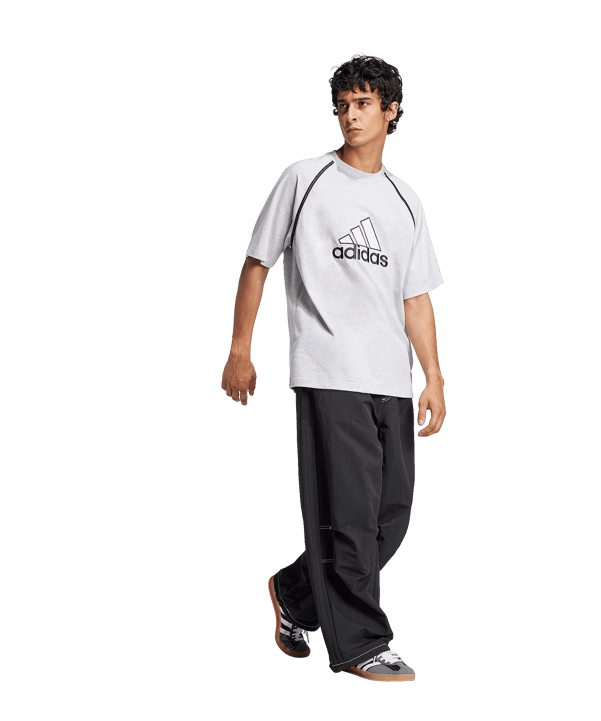 adidas Originals Badge T-Shirt Grau - grau