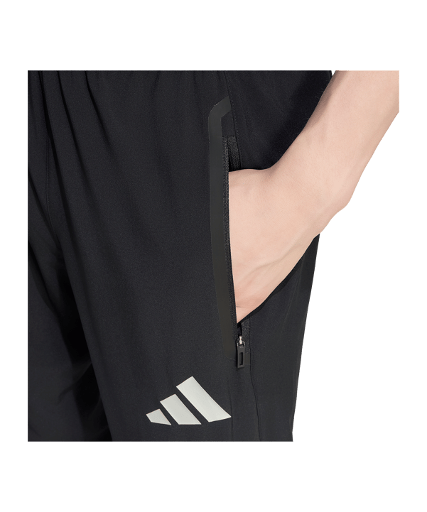 adidas FC Liverpool Tiro Travel Hose Schwarz