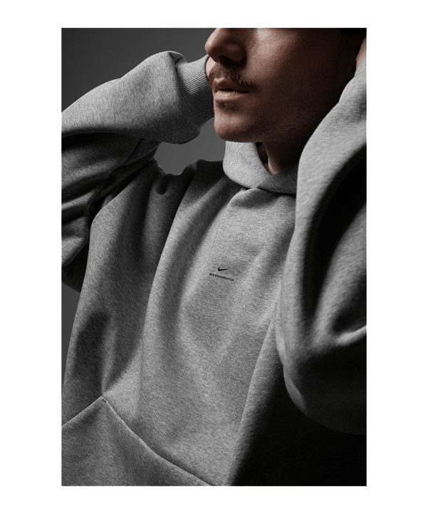 Nike Secondary Brushed Hoody Grau F063 - grau