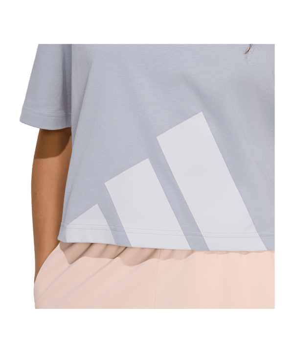 adidas Essentials Boyfriend T-Shirt Damen Grau - grau