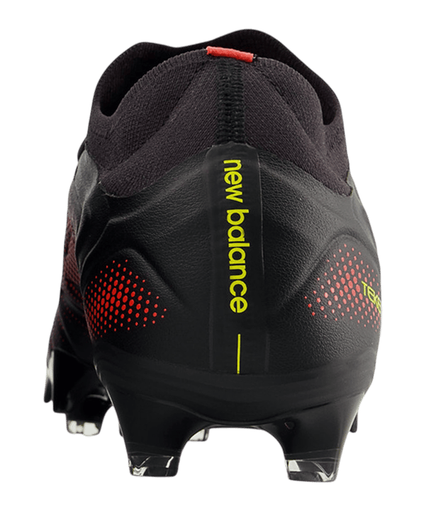 New Balance Tekela Pro Low v5 FG Live Wire Schwarz - schwarz