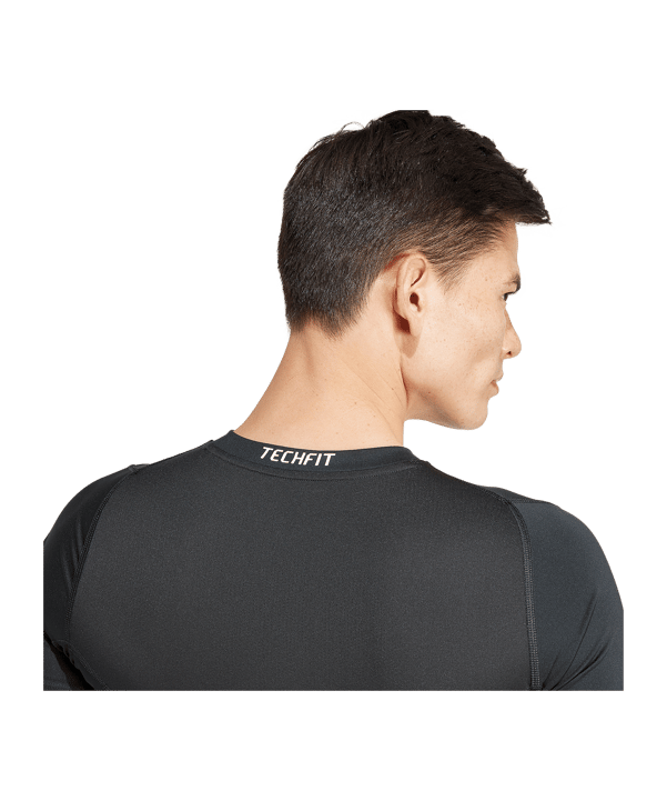 adidas T-Shirt T-Shirt Schwarz - schwarz