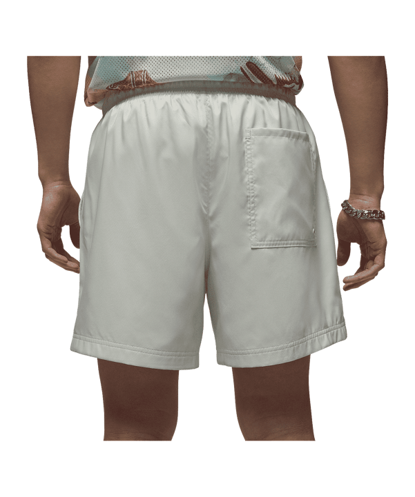 Jordan Essentials Short Grün F020 - gruen