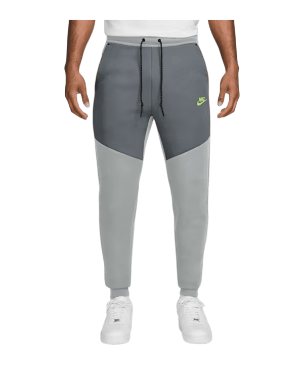 Nike Tech Pantalone da tuta Grigio C077 - grigio