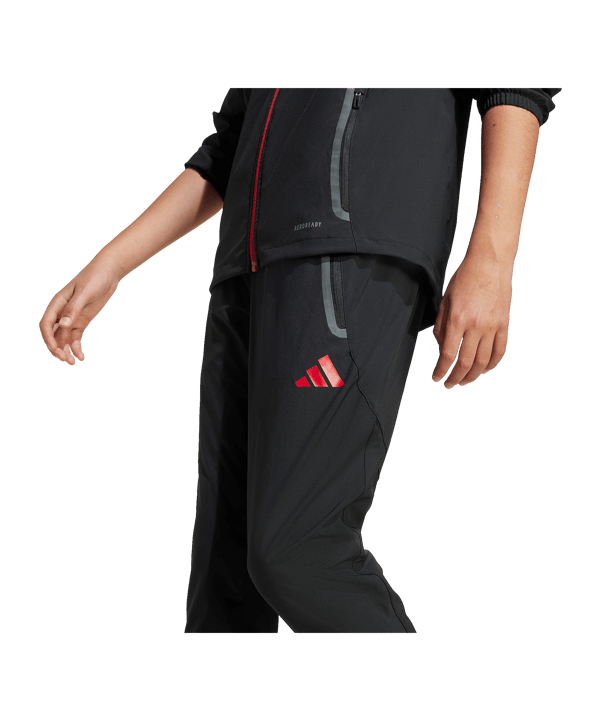 adidas FC Liverpool Vic Tech Travel Hose Kids Schwarz - schwarz