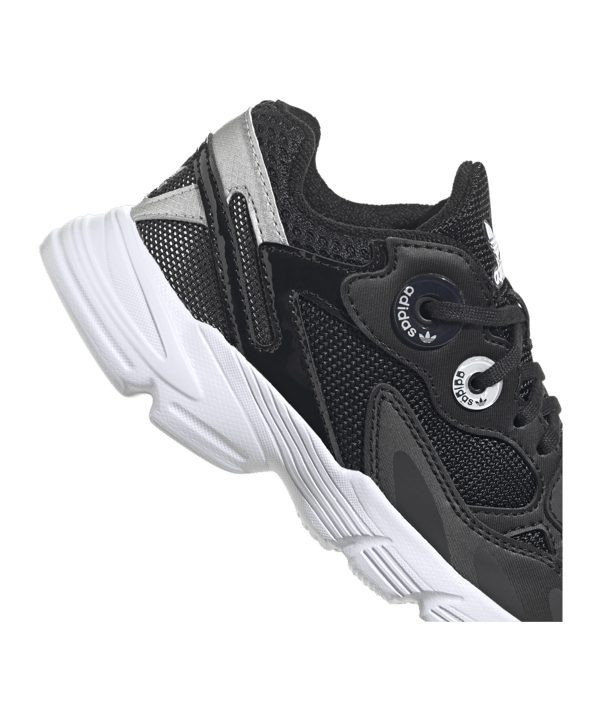 adidas Originals Astir Shoes Black - schwarz